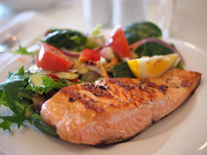Baked Salmon with Dill Sauce